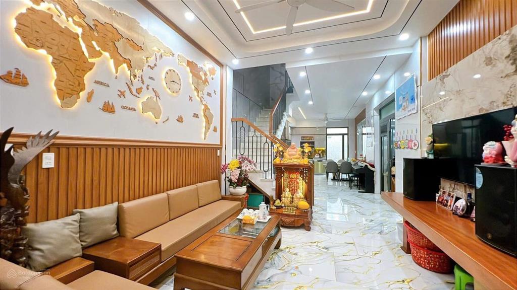 Nhà 3 tầng full nội thất đường thạnh lộc 27 phường thạnh lộc q12, dt 62m2 (4x16) đường 5m, giá 6,3