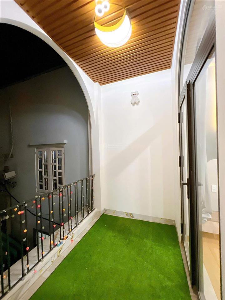 Nhà 3 tầng full nội thất đường thạnh lộc 27 phường thạnh lộc q12, dt 62m2 (4x16) đường 5m, giá 6,3