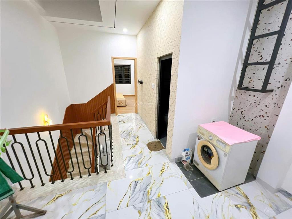 Nhà 3 tầng full nội thất đường thạnh lộc 27 phường thạnh lộc q12, dt 62m2 (4x16) đường 5m, giá 6,3