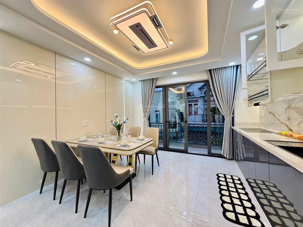 Nhà 5 tầng ful nội thất đường thạnh lộc 37 phường thạnh lộc q12, dt 51,9m2 (4x13) đường 7m, gia 6,