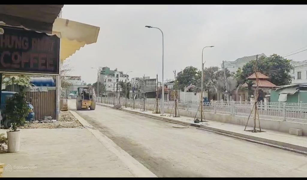 Đất thổ cư mặt tiền kênh thạnh xuân 38 phường thạnh xuân q12, dt 132,7m2 (4,53x29) đường 10m, gia 