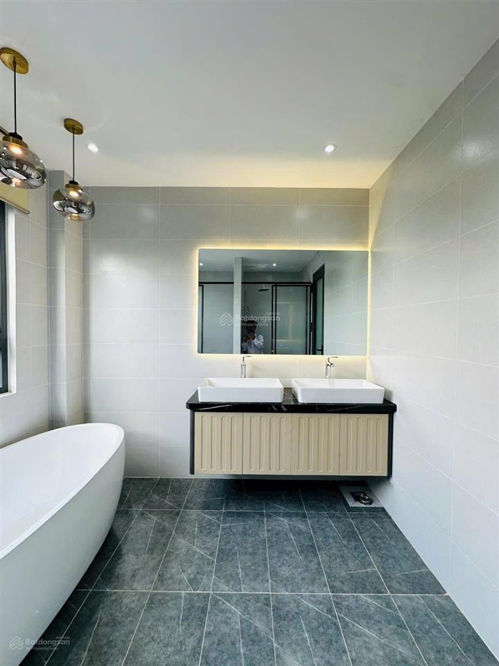 Nhà 5 tầng full nội thất đường thạnh xuân 31 phường thới an q12 cũ dt 58,5m2 (5,5x11) đường 8m, shr