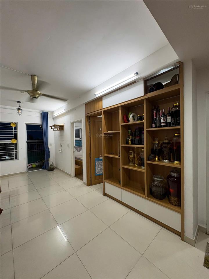 Cho thuê căn hộ hà đô đường lê thị riêng quận 12, dt 50m2 , 2pn , cọc 1 tháng , giá 7triệu