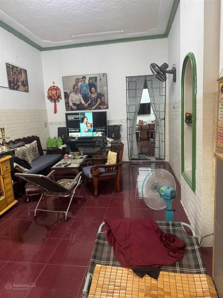 Bán nhà mặt phố diên hồng, 9,3 tỷ, 56m2, 4pn + 3wc, 3 tầng, bình thạnh, hcm