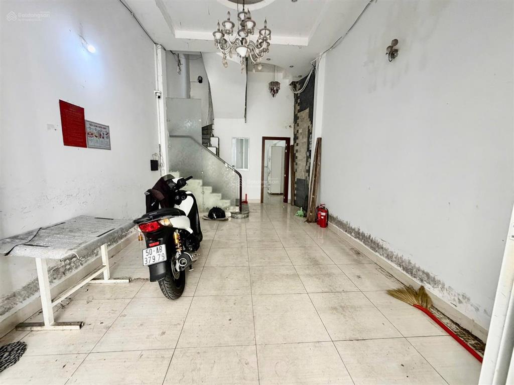 Bán gấp nhà riêng tại nguyễn thượng hiền, 8,55 tỷ, 54m2, 8pn, 8wc