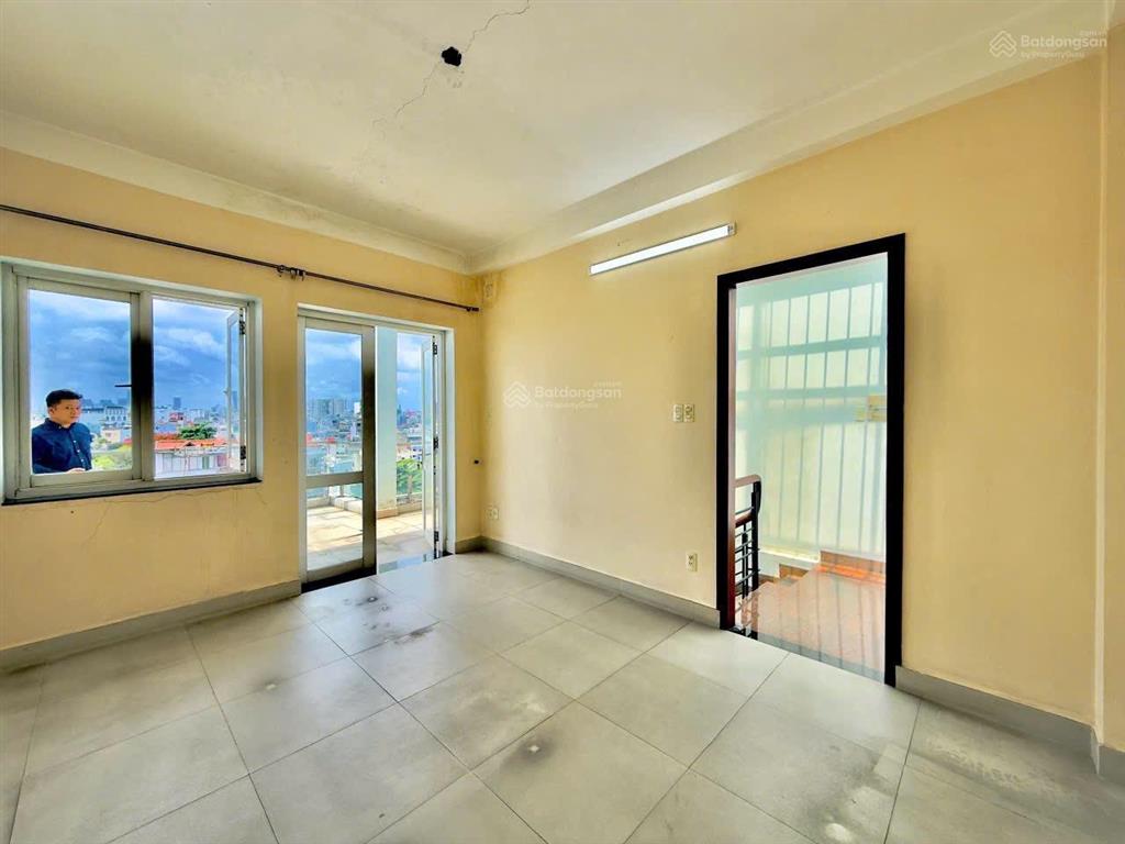 Bán np 5pn, 5wc, 6 tầng tại phạm văn đồng, 9,85 tỷ, 40m2, dtsd 250m2 bao đẹp, giá cực chất