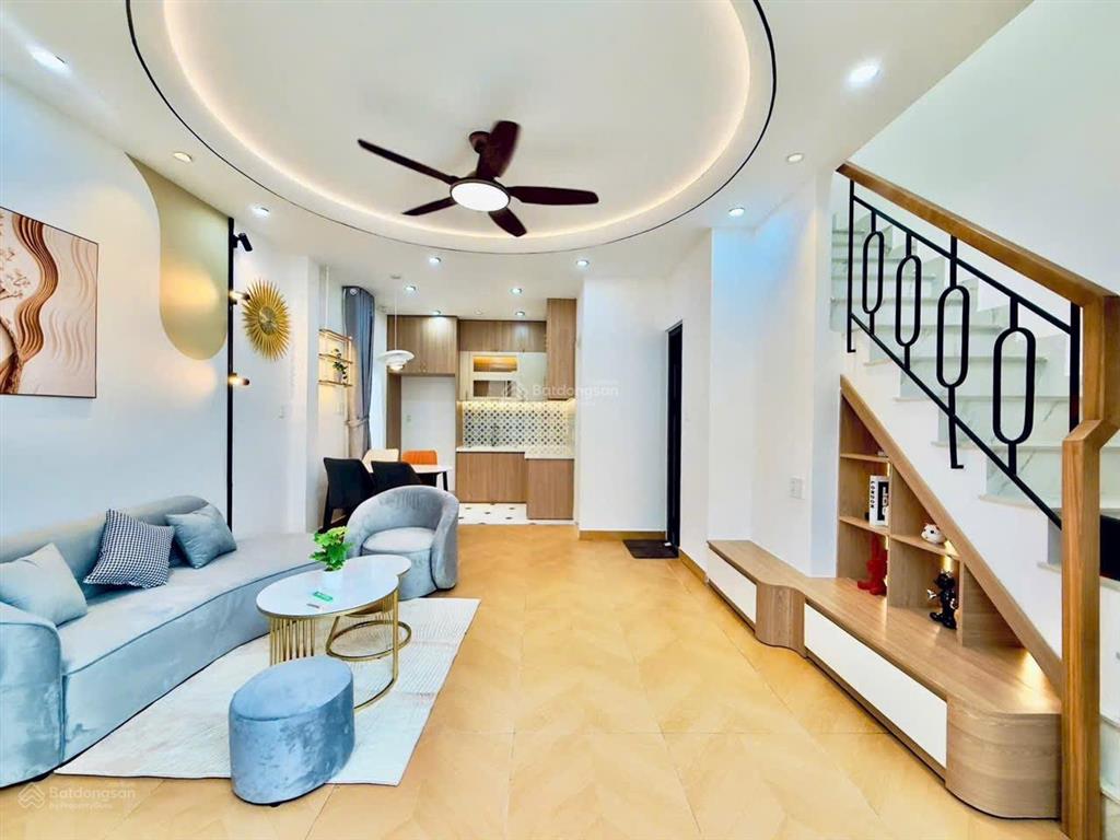 Nhà đường nguyễn văn đậu p11 bình thạnh. diện tích ngang hiếm 5m x 9m công nhận 42,2m2 + 3pn, 3wc