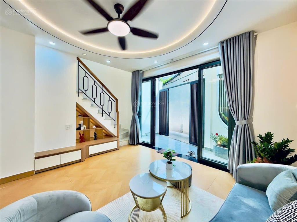 Nhà đường nguyễn văn đậu p11 bình thạnh. diện tích ngang hiếm 5m x 9m công nhận 42,2m2 + 3pn, 3wc