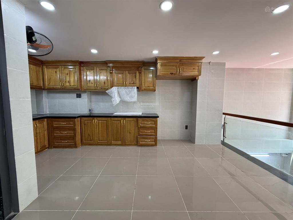 Bán nr 65m2, 9,3 tỷ, 6pn, 7wc tại nguyên hồng, phường 1, quận gò vấp, tp.hcm
