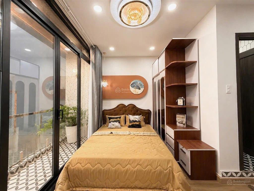 Nhà đẹp 4 tầng phan đình phùng p.cầu kiệu tp. hcm.( phường 1 phú nhuận cũ) dt 4.25x11m nở hậu 6.4