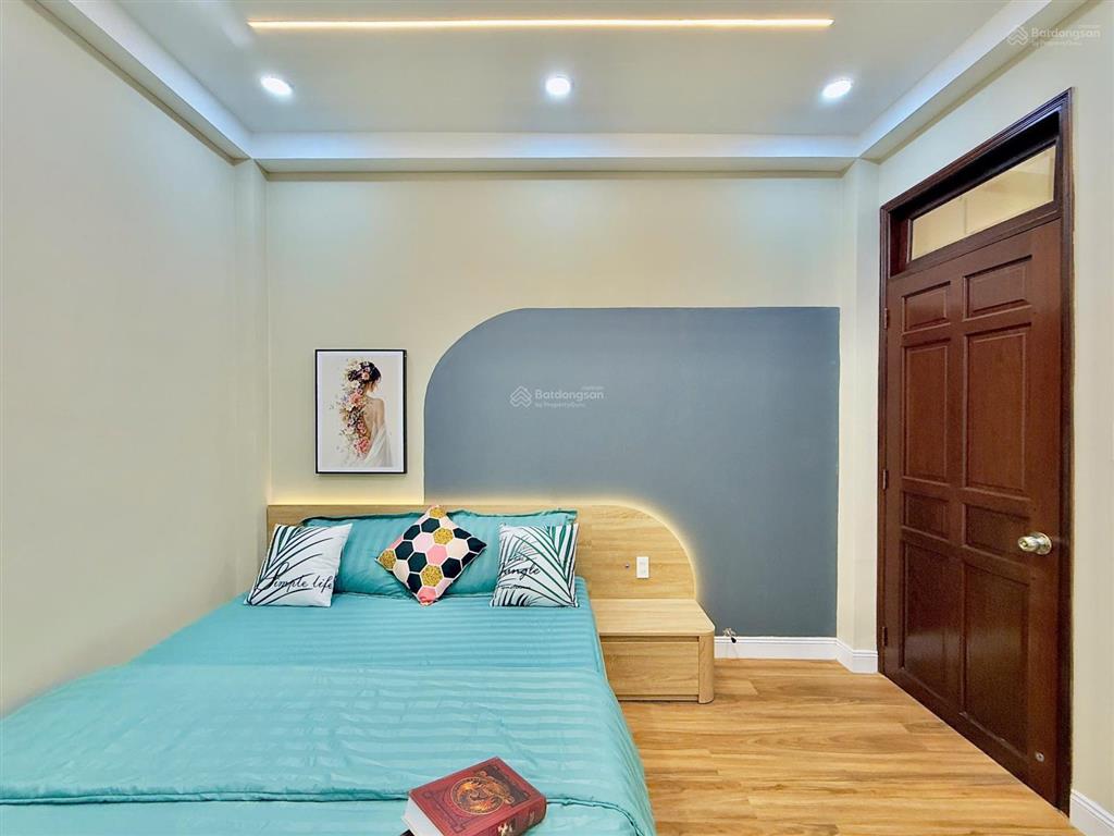 Bán nr đẹp xuất sắc tại cô giang, 9,95 tỷ, 53m2, 5pn, 5wc
