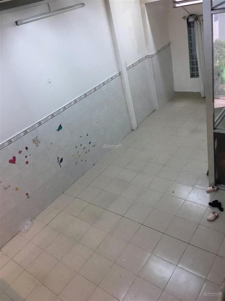 Cho thuê nr 2pn, 2wc, 40m2 tại nơ trang long, 10 triệu vnd