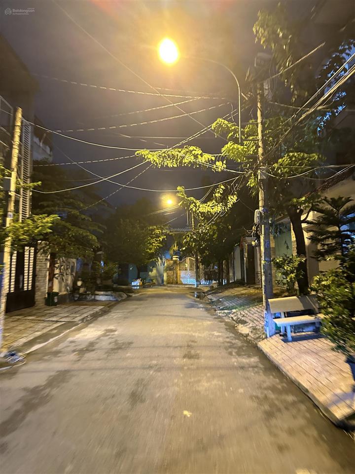 Chính chủ bán gấp khu nam long q12,vị trí giáp ranh quận gò vấp, di chuyển trung tâm 8km,xây tự do
