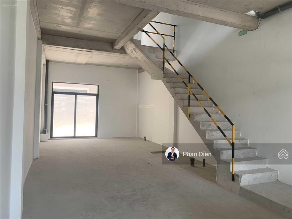 Chính chủ bán nhà phố the classia khang điền gần hồ bơi phòng gym. gọi ngay 0982 667 *** mr phan điền