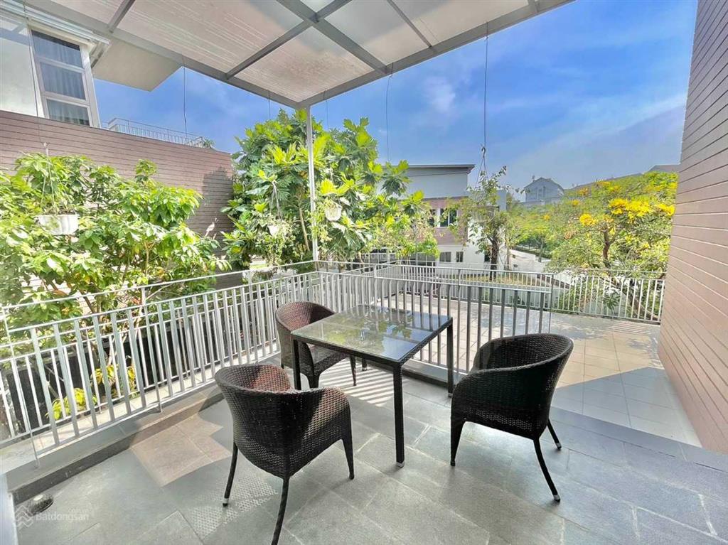 Chính chủ bán biệt thự riviera cove keppel land, nội thất đầy đủ hoặc nhà thô, sổ hồng 098667473