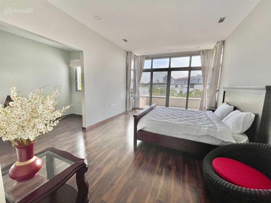 Chính chủ bán biệt thự riviera cove keppel land, nội thất đầy đủ hoặc nhà thô, sổ hồng 098667473