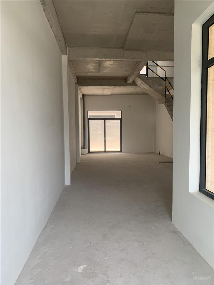 Bán căn góc the classia ngang 7m. view thoáng không đối nhà. sổ hồng. gọi 0982 667 ***