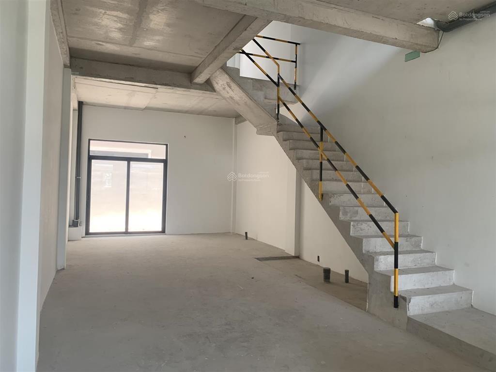 Bán căn góc the classia ngang 7m. view thoáng không đối nhà. sổ hồng. gọi 0982 667 ***