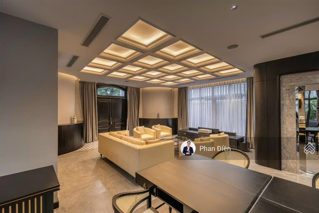 Chính chủ bán biệt thự victoria ngay tthc tp thủ đức. view công viên. nội thất đầy đủ. sổ hồng