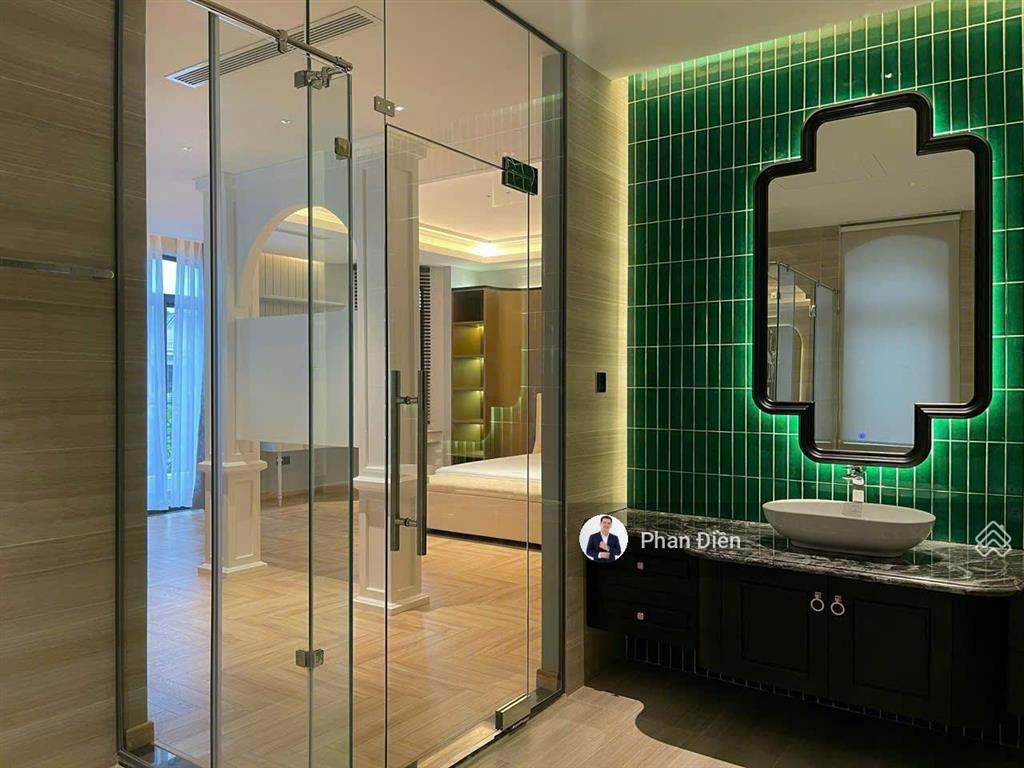 Chính chủ bán biệt thự victoria ngay tthc tp thủ đức. view công viên. nội thất đầy đủ. sổ hồng