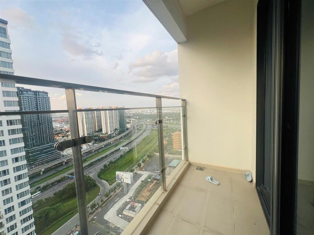 Chính chủ bán căn góc 3pn estella heights an phú. view hồ bơi và xa lộ. nội thất. gọi 0982 667 ***