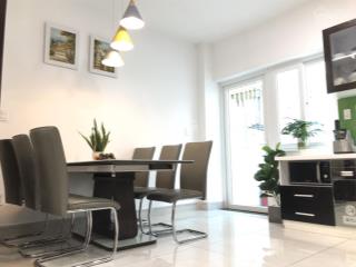 Chính chủ cho thuê nhà phố melosa khang điền, 5x16m, full nội thất, gọi ngay 0982 667 ***