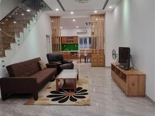 Chính chủ cho thuê nhà phố melosa khang điền 5x20m. view công viên. gọi ngay 0982 667 *** phan điền