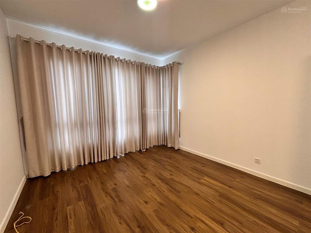 Chính chủ cho thuê căn hộ estella heights 3pn căn góc 130m2. view hồ bơi. tầng cao. gọi 0982 667 ***