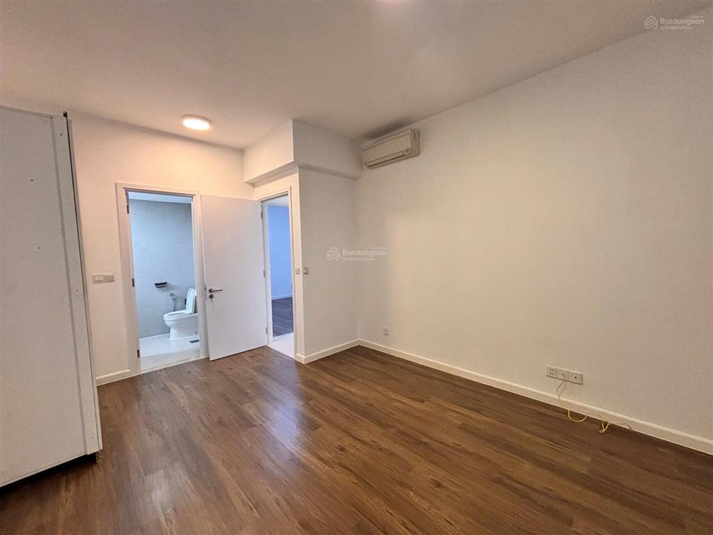 Chính chủ cho thuê căn hộ estella heights 3pn căn góc 130m2. view hồ bơi. tầng cao. gọi 0982 667 ***