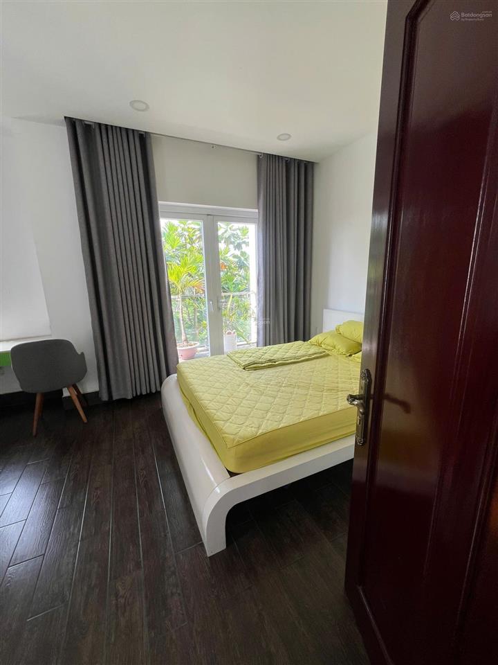 Bán nhà phố melosa khang điền 86,2m2 căn bìa 3 mặt thoáng. nội thất. view công viên, sông