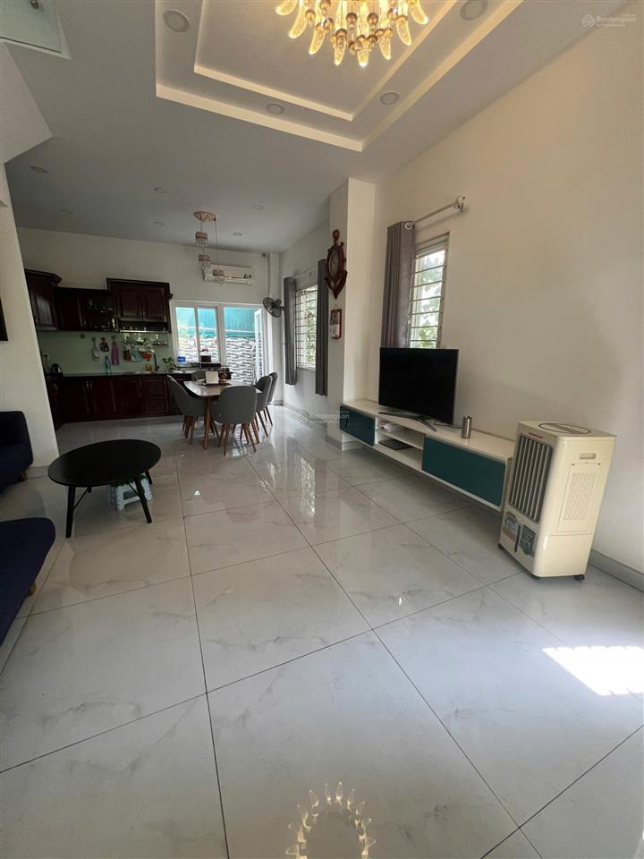 Bán nhà phố melosa khang điền 86,2m2 căn bìa 3 mặt thoáng. nội thất. view công viên, sông
