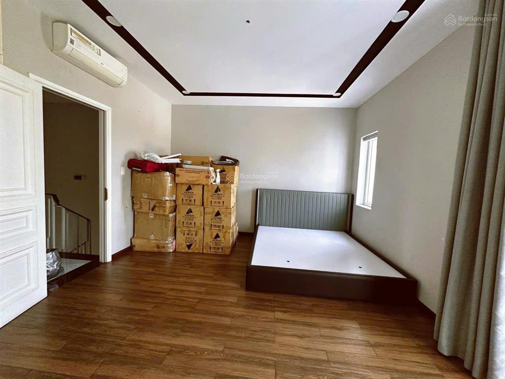 Chính chủ bán nhà phố melosa khang điền 5x23m. nội thất đầy đủ. sổ hồng gọi 0982 667 *** mr phan điền