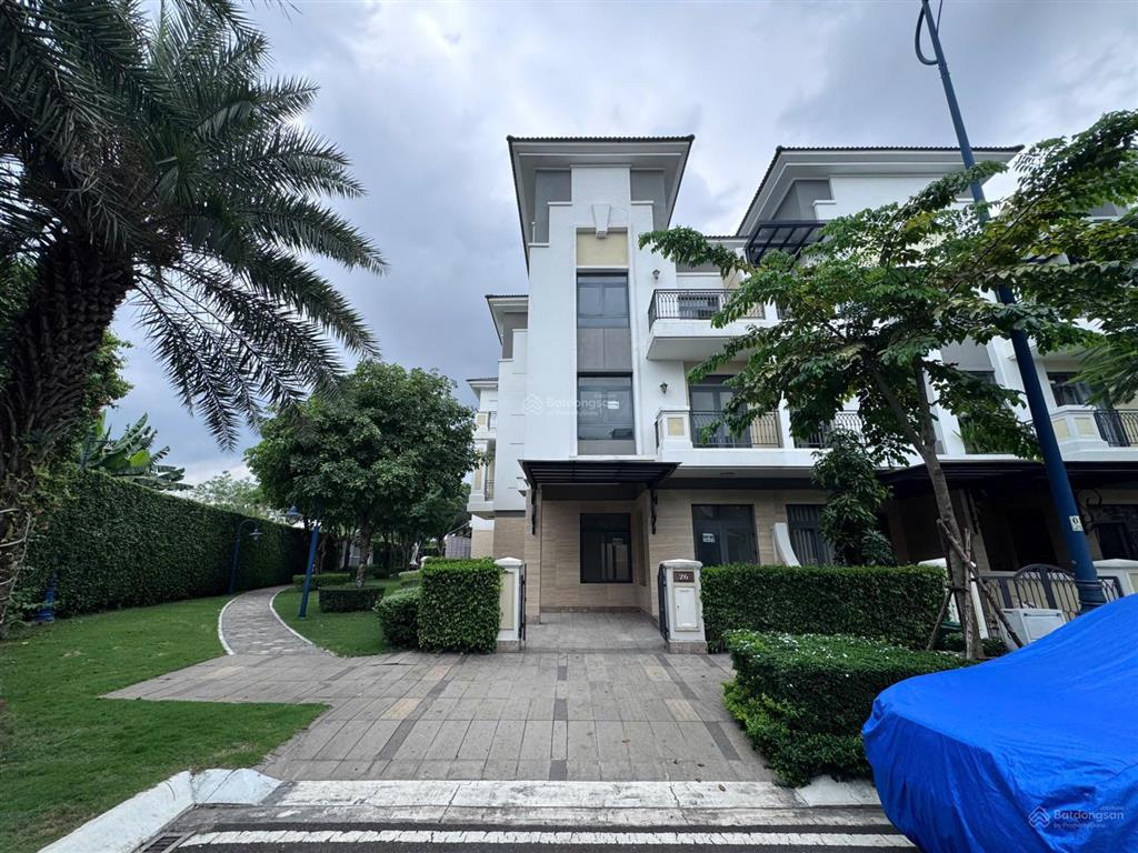 Bán căn góc verosa park nở hậu 19m. thiết kế 04 tầng. đường trước nhà 25m. gọi 0982 667 ***