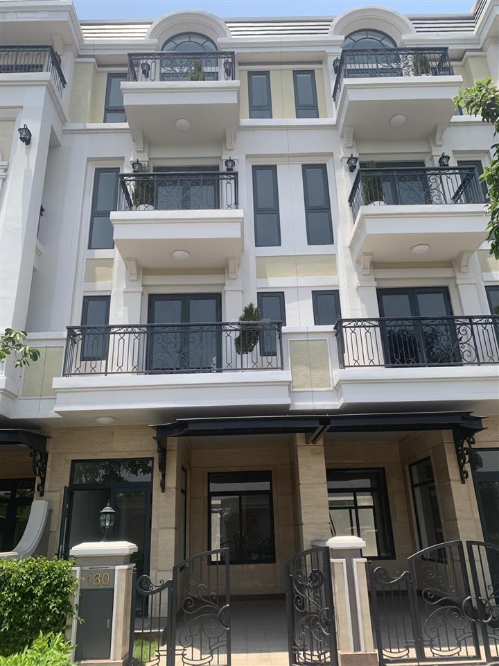 Bán nhà phố the classia 5x20m nhà thô. căn 2 mặt tiền đối diện chung cư mường thanh. thuận tiện kd