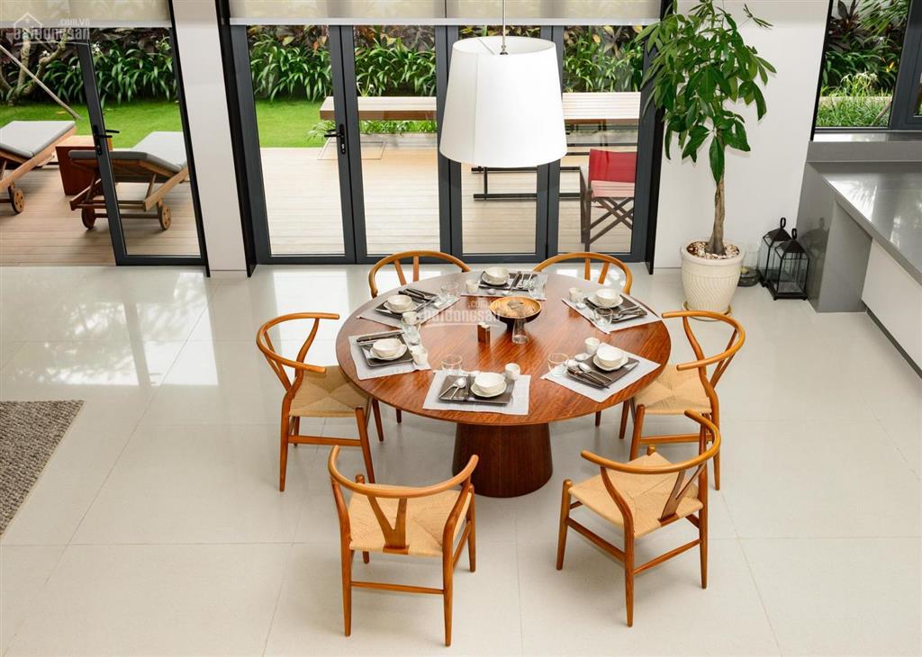Chính chủ bán biệt thự lucasta khang điền 166,5m² nội thất đầy đủ. gần hồ bơi. gọi ngay 0982 667 ***