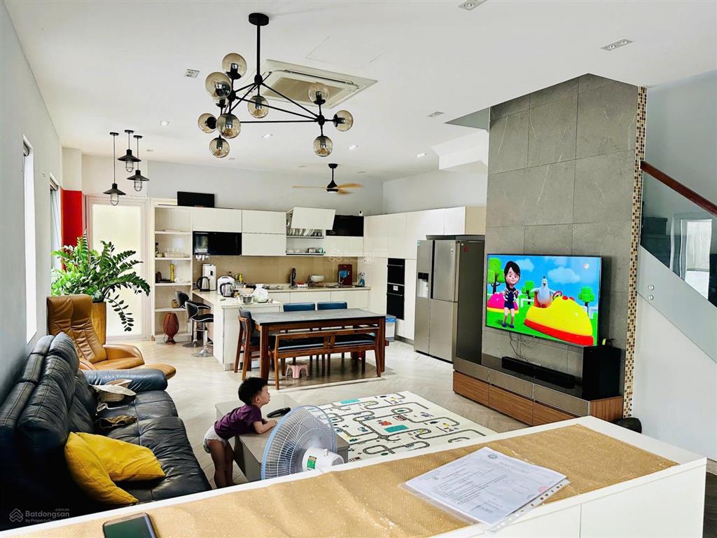Chính chủ cho thuê biệt thự melosa khang điền 8x18m. nội thất đầy đủ. gọi ngay 0982 667 *** phan điền
