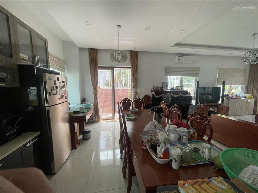 Chính chủ cho thuê biệt thự melosa khang điền 8x18m nội thất đẹp. gọi ngay 0982 667 *** mr phan điền