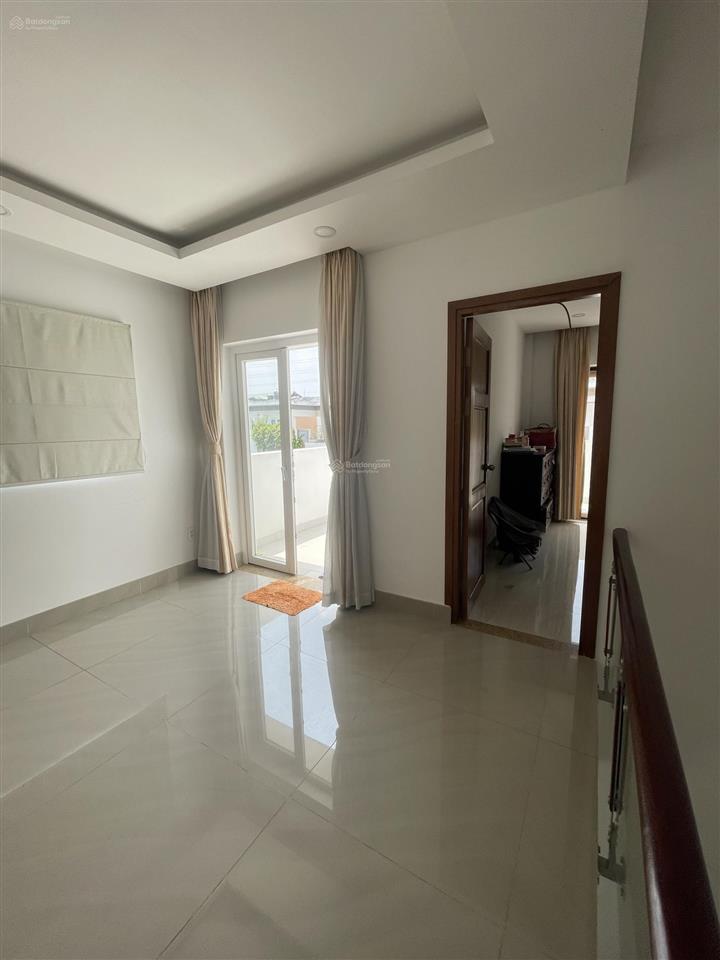 Chính chủ cho thuê biệt thự melosa khang điền 8x18m nội thất đẹp. gọi ngay 0982 667 *** mr phan điền