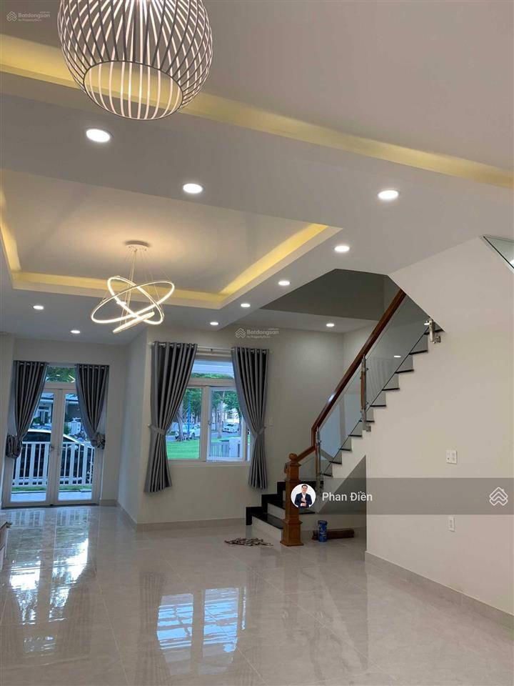 Chính chủ cho thuê nhà phố merita khang điền 6x17m view công viên. nội thất. gọi ngay 0982 667 ***