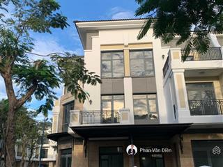 Chính chủ bán nhà phố verosa park khang điền 7x13m. view hồ bơi. gọi ngay 0982 667 *** phan điền