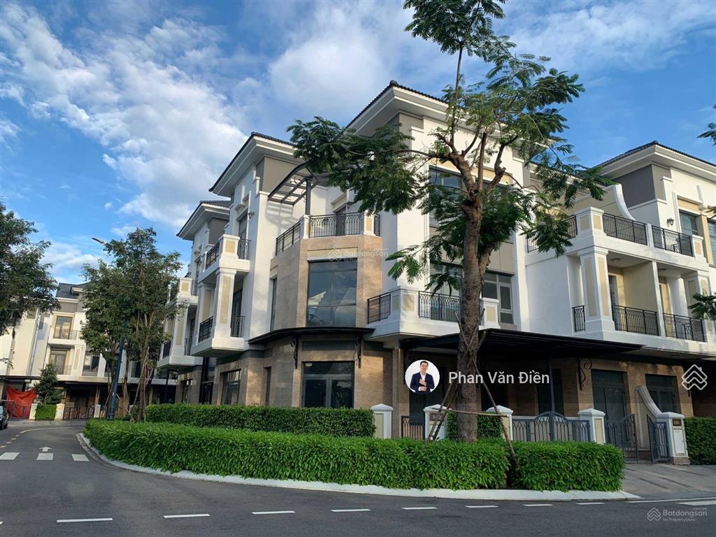 Chính chủ bán nhà phố verosa park khang điền 7x13m. view hồ bơi. gọi ngay 0982 667 *** phan điền