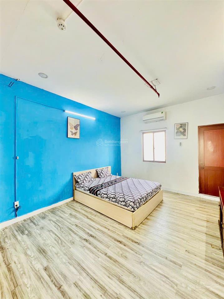 Phòng vip ngay trung tâm quận 5, view sông, ngay trường đh y dược, chỉ cần xách vali vào ở, 40m2