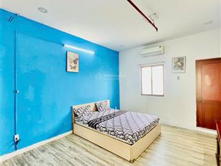 Phòng vip ngay trung tâm quận 5, view sông, ngay trường đh y dược, chỉ cần xách vali vào ở, 40m2