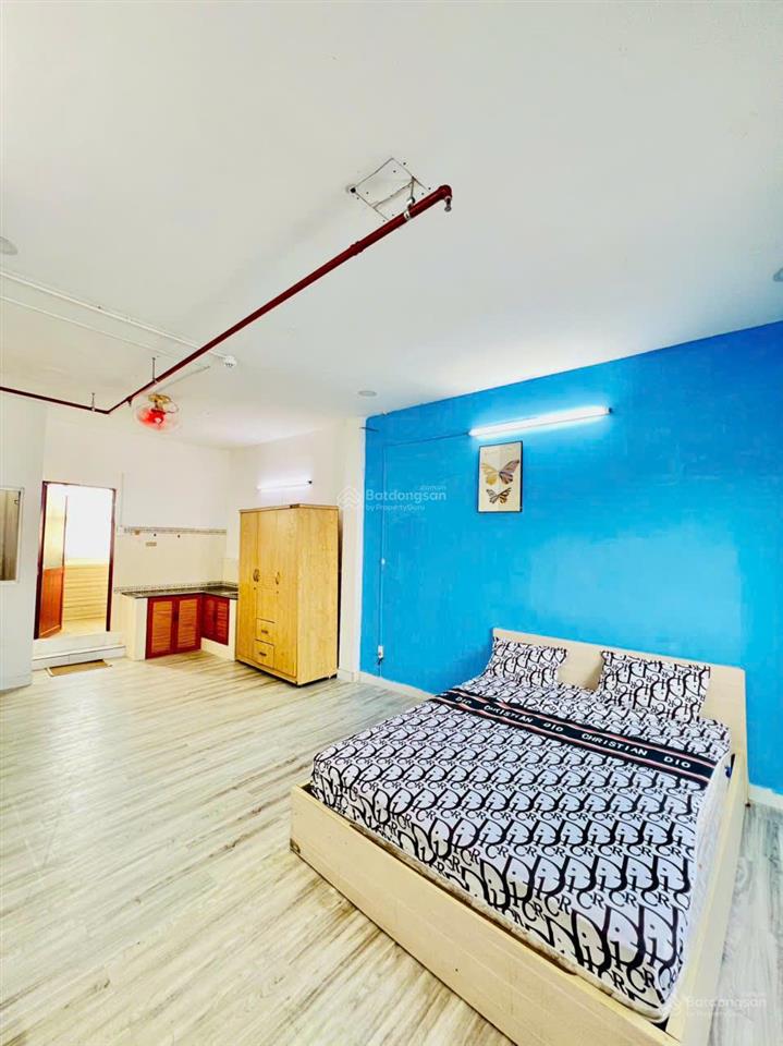 Phòng vip ngay trung tâm quận 5, view sông, ngay trường đh y dược, chỉ cần xách vali vào ở, 40m2