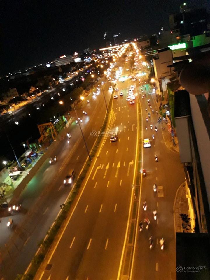 Phòng vip quận 5, cách trường đh khoa học tự nhiên 5 phút đi xe, giờ giấc tự do, giá rẻ