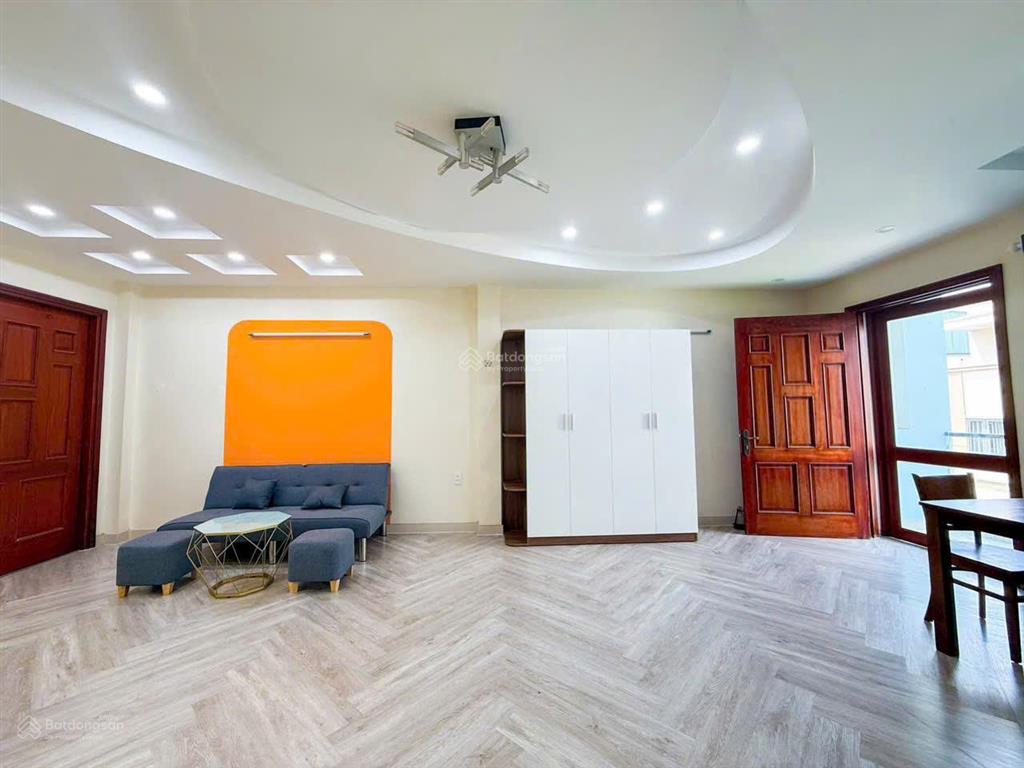 Cho thuê phòng cao cấp quận 5 ngay bệnh viện hùng vương, chỉ xách vali vào ở!