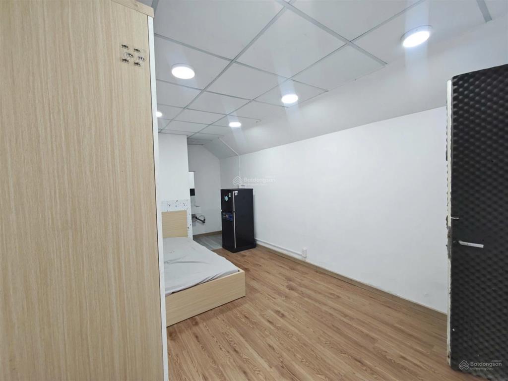 Cho thuê phòng đường số 20 (dương quảng hàm), full nội thất, chỉ 5,2 triệu/tháng