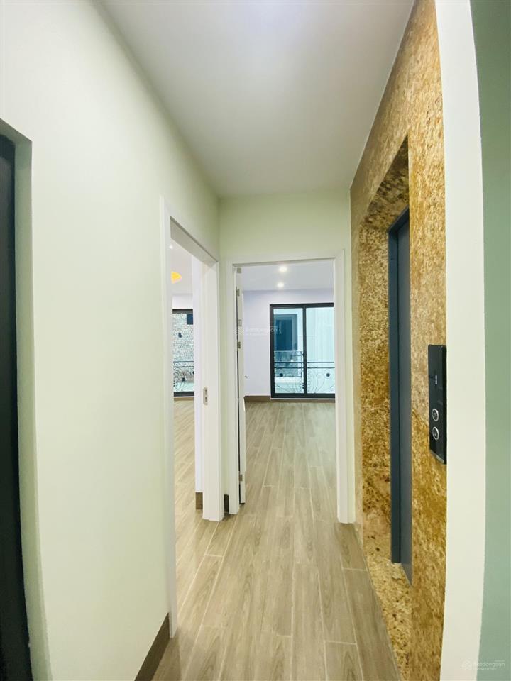 Nhà tây mỗ  5 tầng  thang máy mà diện tích 50m2 giá 6,4 tỷ. chủ cắt lỗ mời a/c bóc siu