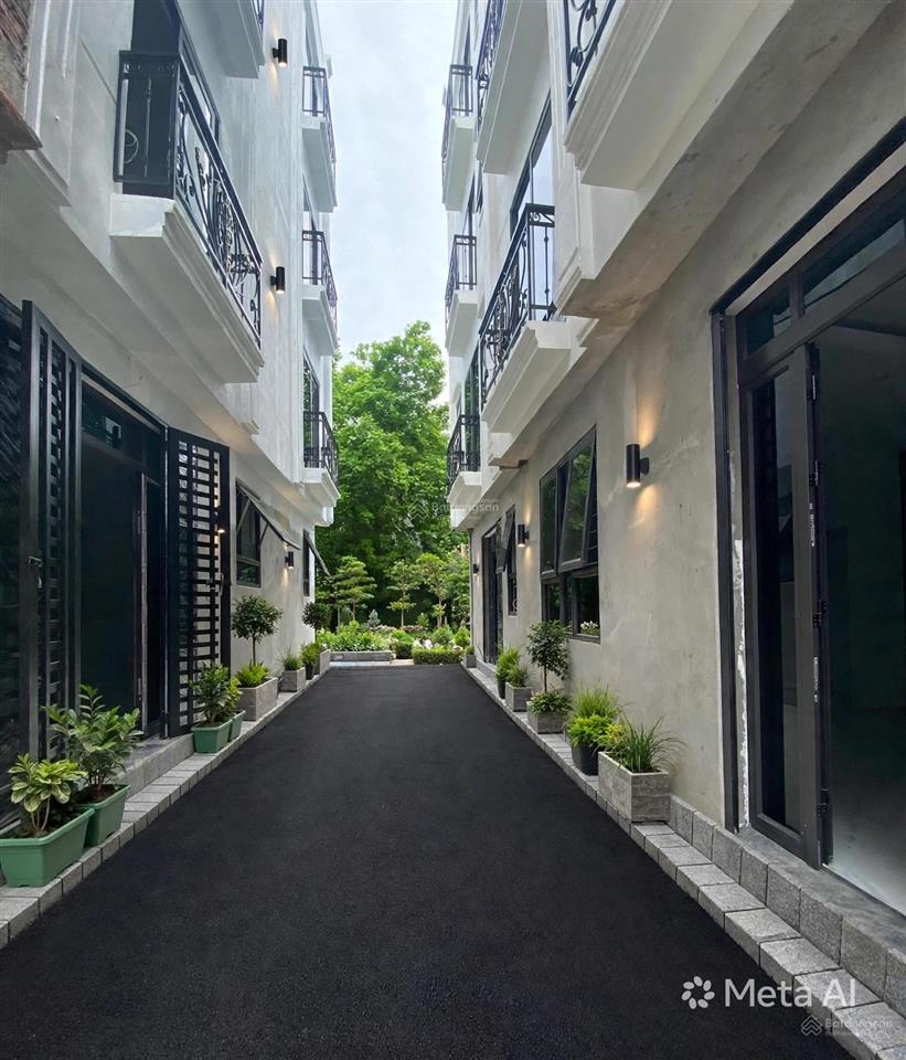 Nhà tây mỗ  5 tầng  thang máy mà diện tích 50m2 giá 6,4 tỷ. chủ cắt lỗ mời a/c bóc siu
