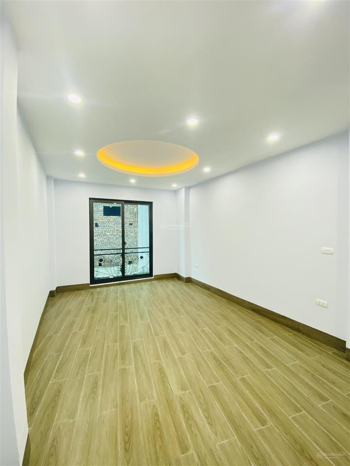 Nhà tây mỗ  5 tầng  thang máy mà diện tích 50m2 giá 6,4 tỷ. chủ cắt lỗ mời a/c bóc siu